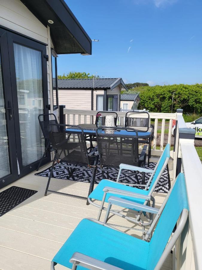 Luxury Woodland Retreat Holiday Home - Shorefield Country Park Downton  Экстерьер фото